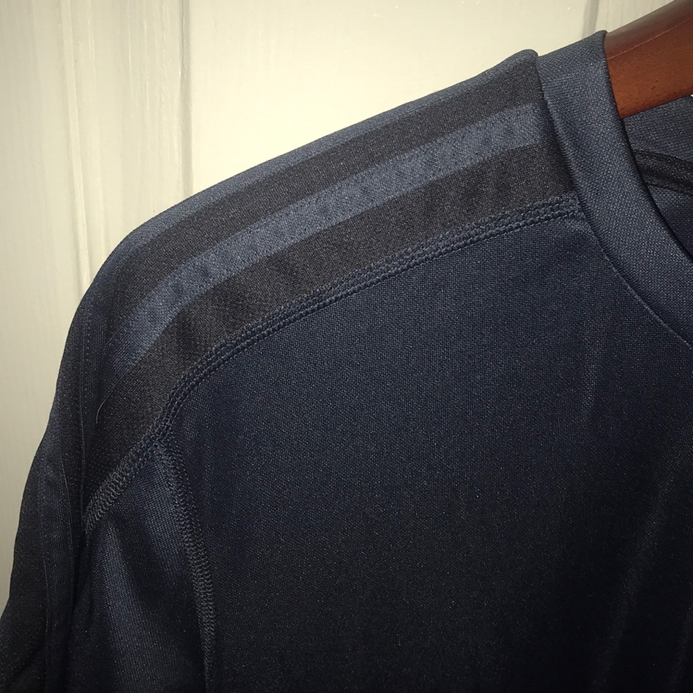 Adidas Climalite t shirt - Picture 3 of 4